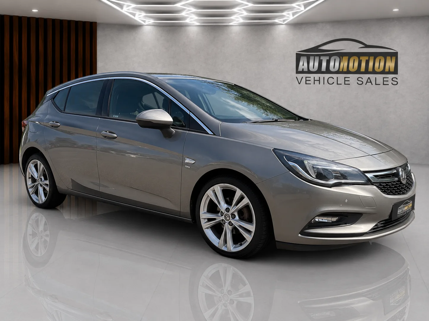2016 Vauxhall Astra 1.4 i Turbo SRi Nav