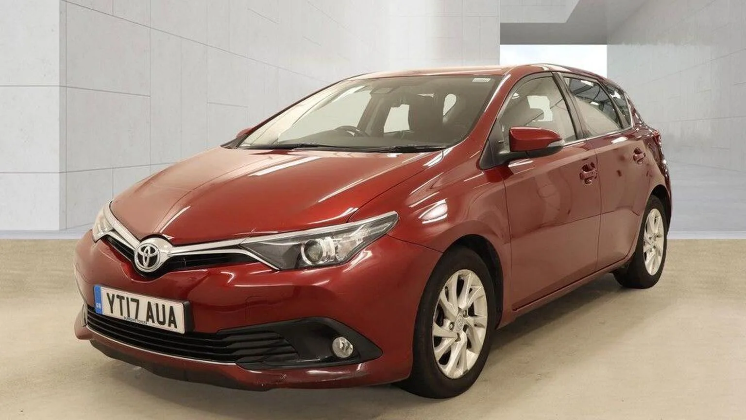 2017 Toyota Auris 1.2 VVT-i Business Edition CVT Euro 6 (s/s) 5dr (Safety Sense)
