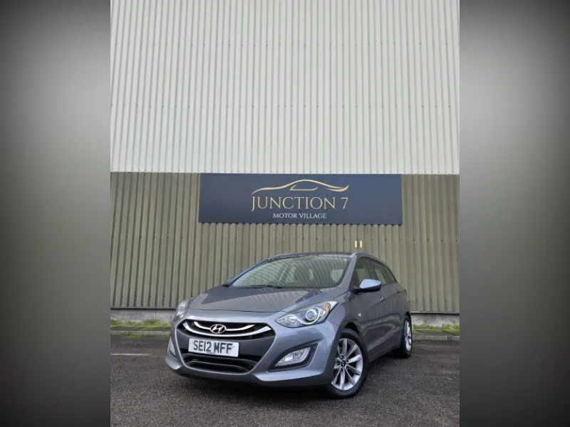 2012 Hyundai i30 1.6 CRDi Blue Drive Active Tourer Euro 5 (s/s) 5dr