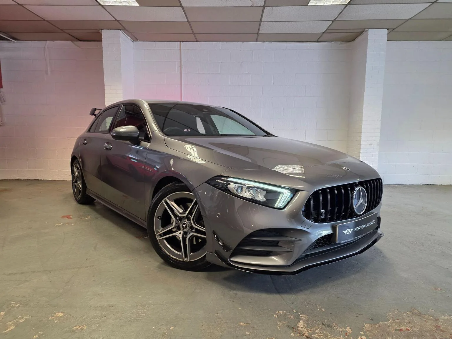 2019 Mercedes-Benz A Class 1.3 A180 AMG Line (Premium) Euro 6 (s/s) 5dr