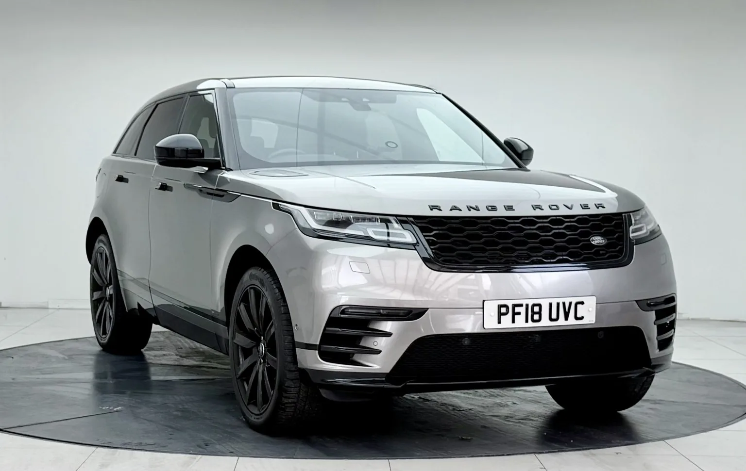 2018 Land Rover Range Rover Velar 2.0 D240 R-Dynamic SE