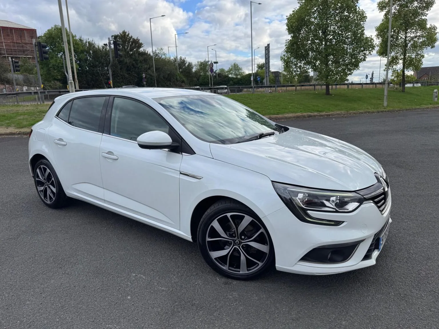 2019 Renault Megane 1.5 Blue dCi Iconic EDC Euro 6 (s/s) 5dr