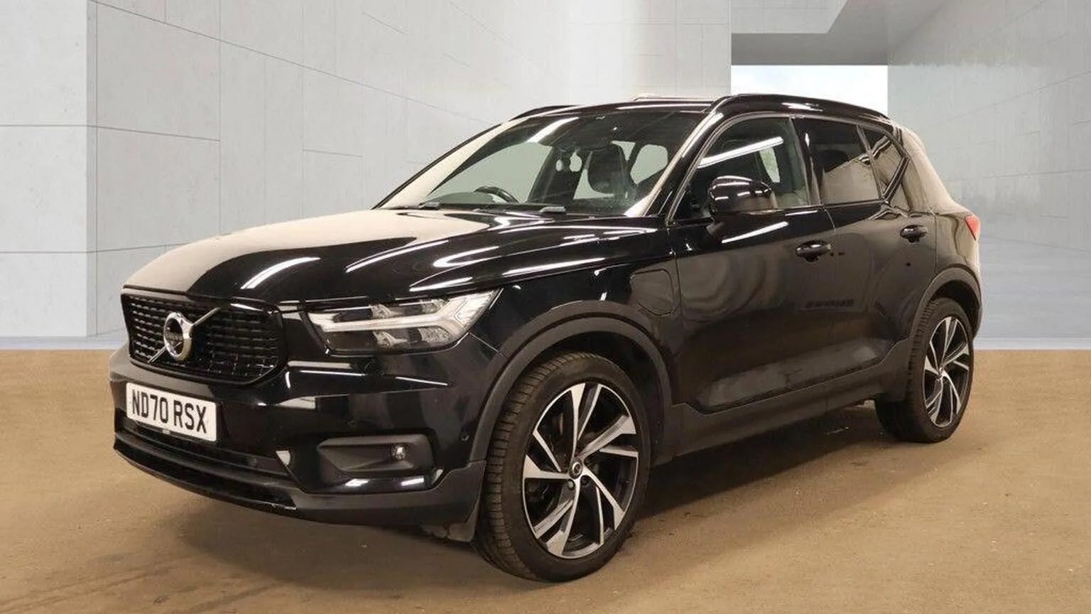 2020 Volvo Xc40 1.5h T5 Twin Engine Recharge 10.7kWh R-Design Pro Auto Euro 6 (s/s) 5dr