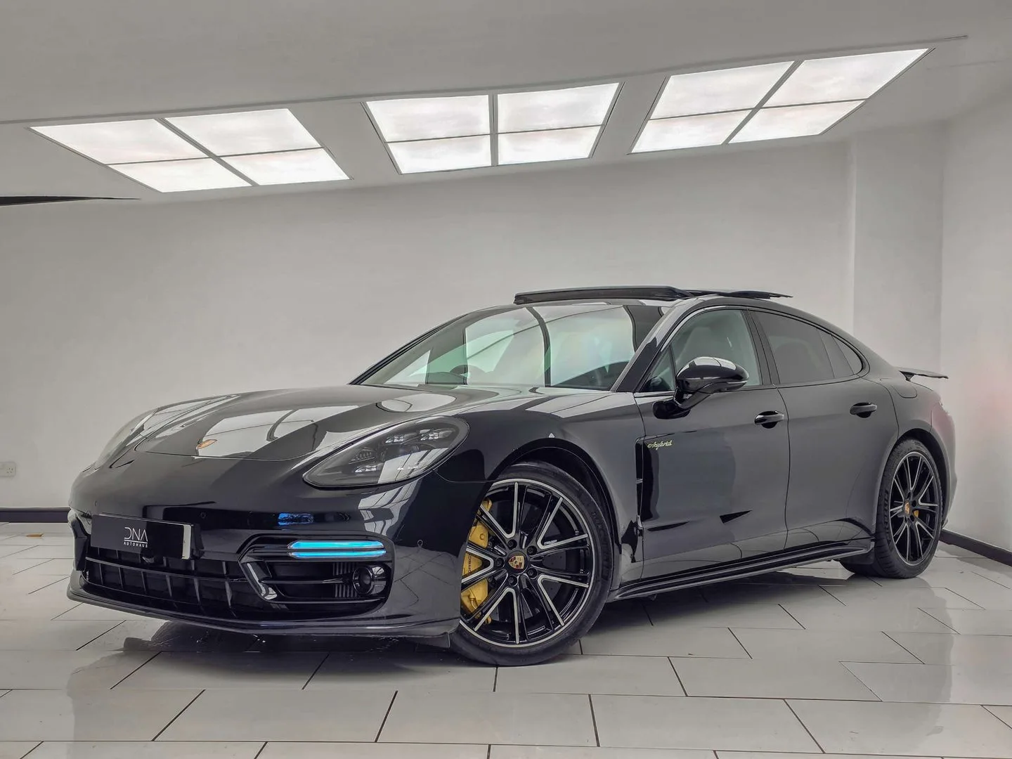 2019 Porsche Panamera 4.0 Panamera T S E-Hybrid Semi-Auto 4WD 5dr