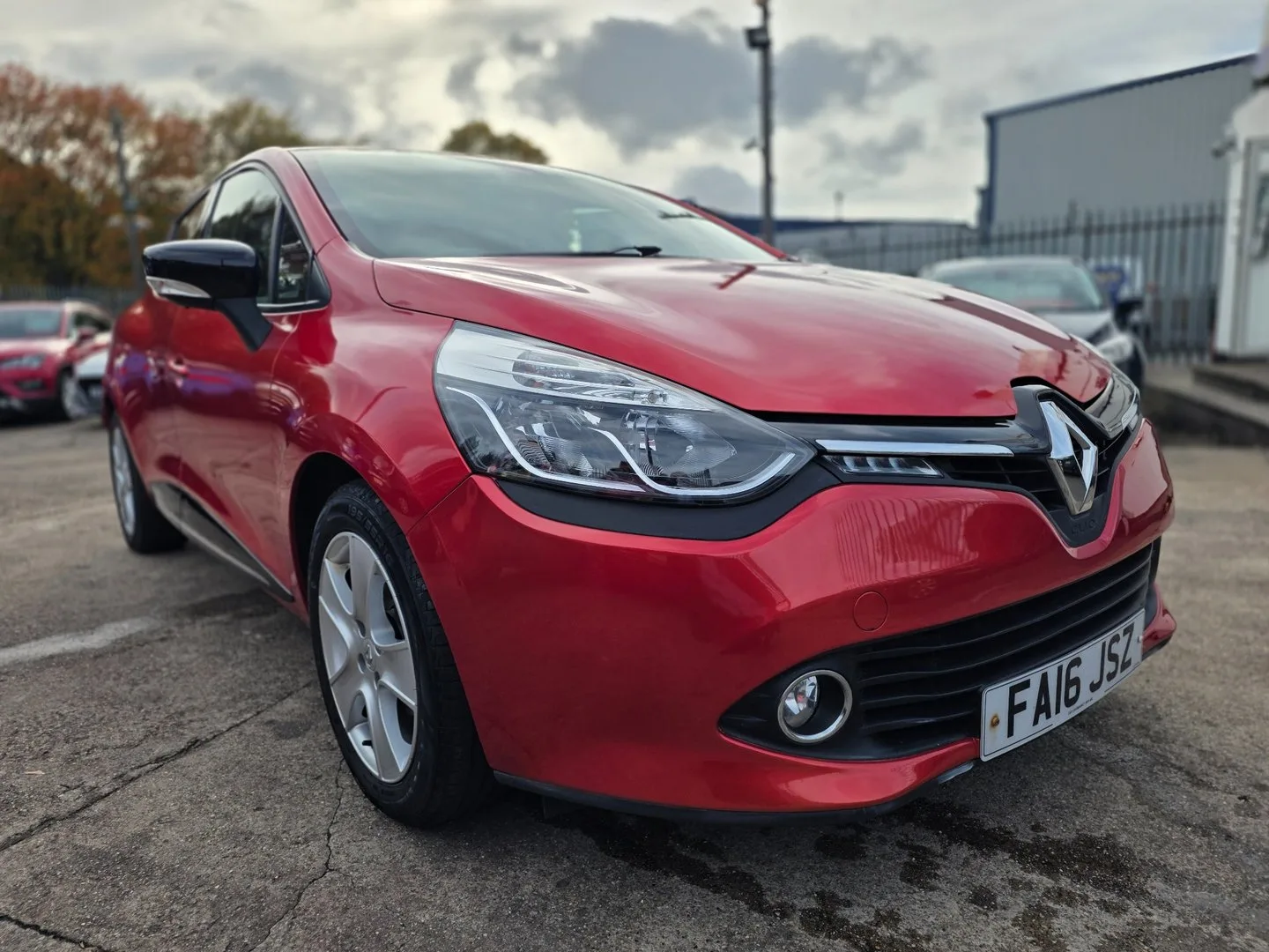 2016 Renault Clio DYNAMIQUE NAV 16V