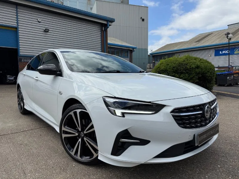 2022 Vauxhall Insignia 1.5 Turbo D SRi VX-Line Nav 5dr