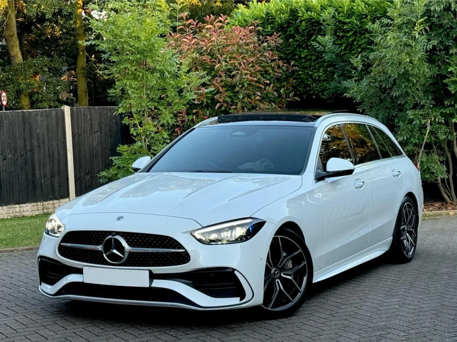 2022 Mercedes-Benz C Class 2.0 C300dh MHEV AMG Line (Premium Plus) G-Tronic+ Euro 6 (s/s) 5dr