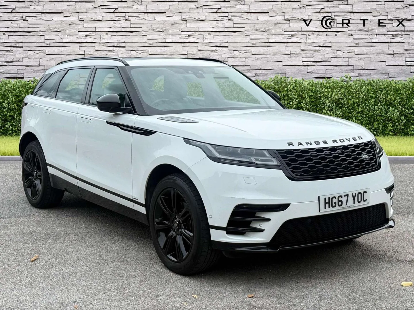 2017 Land Rover Range Rover Velar 2.0 Range Rover Velar R-Dynamic SE D240 Auto 4WD 5dr