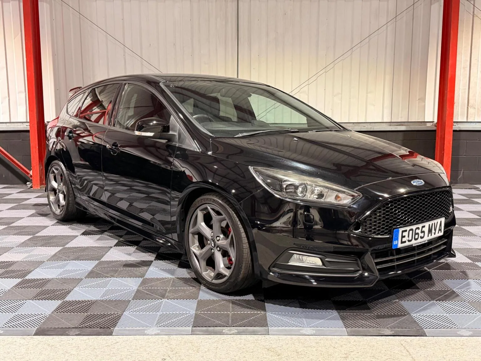 2015 Ford Focus 2.0T EcoBoost ST-3 Euro 6 (s/s) 5dr