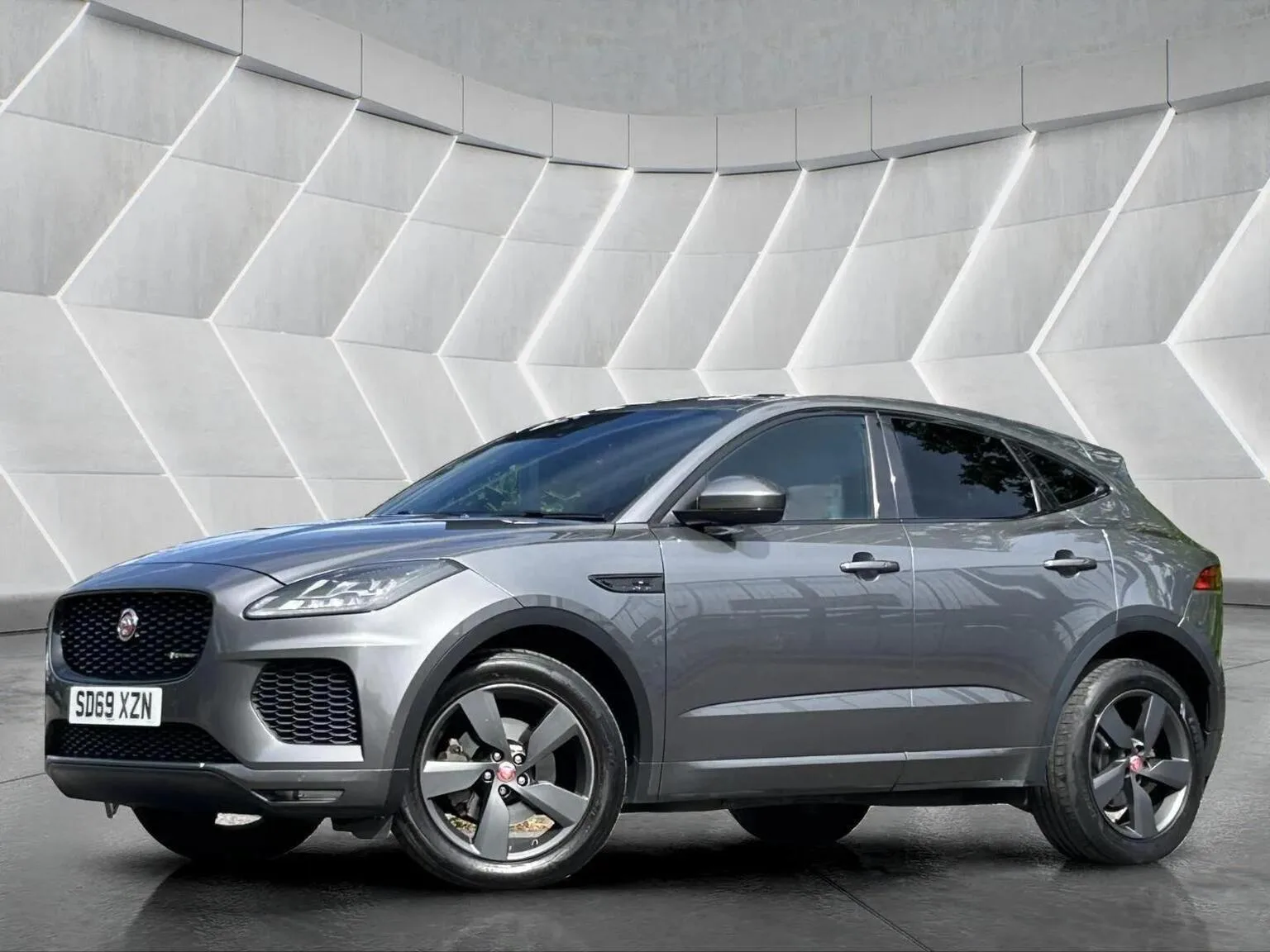 2019 Jaguar E-Pace 2.0 D150 Chequered Flag Auto AWD Euro 6 (s/s) 5dr