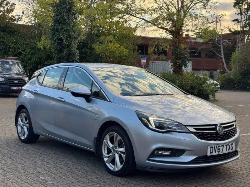 2017 Vauxhall Astra 1.4i Turbo SRi Nav Euro 6 5dr