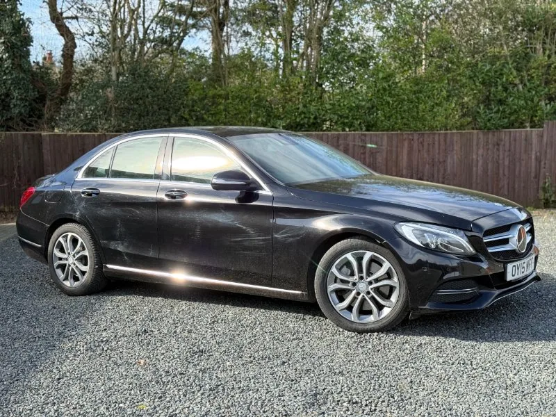 2015 Mercedes-Benz C Class 2.1 C300h BlueTEC Sport Saloon 4dr Diesel Hybrid G-Tronicplus Euro 6 (s/s) (231 ps)