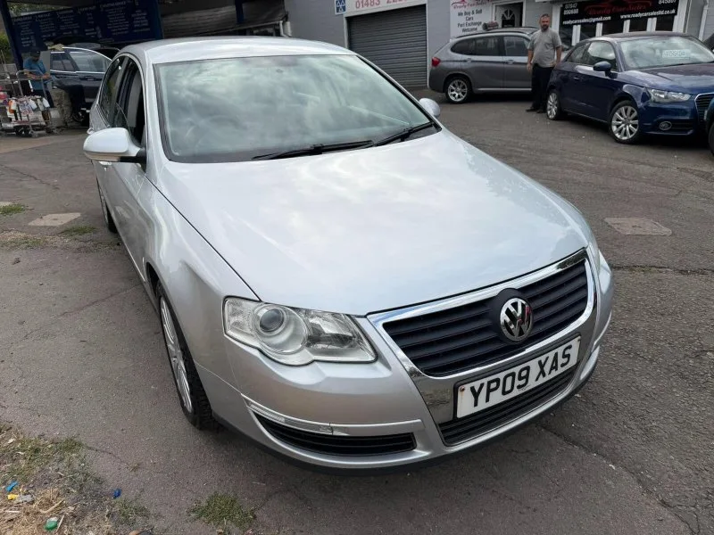 2009 Volkswagen Passat 2.0 TDI Highline Euro 5 4dr