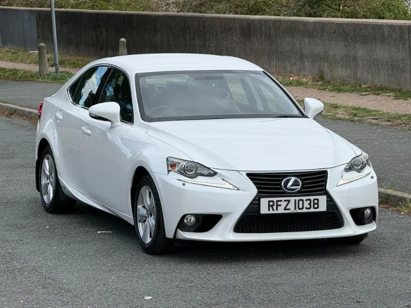 2013 Lexus IS 2.5 300h SE E-CVT Euro 5 (s/s) 4dr