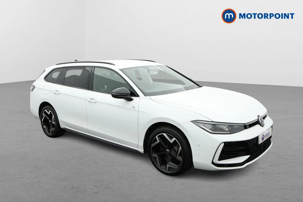 2025 Volkswagen Passat 1.5 TSI eHybrid R-Line 5dr DSG