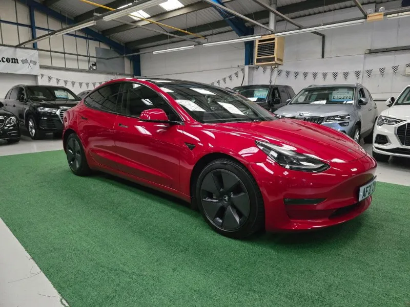 2021 Tesla Model 3 (Dual Motor) Long Range Auto 4WDE 4dr