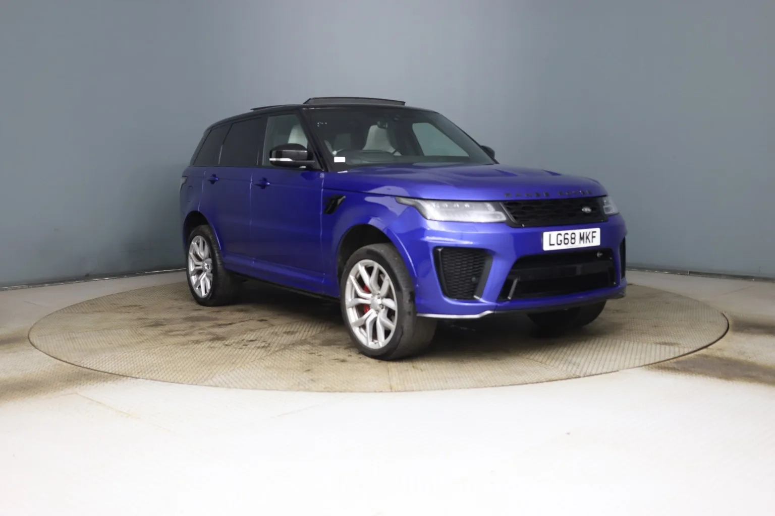 2018 Land Rover Range Rover Sport 5.0 P575 V8 SVR