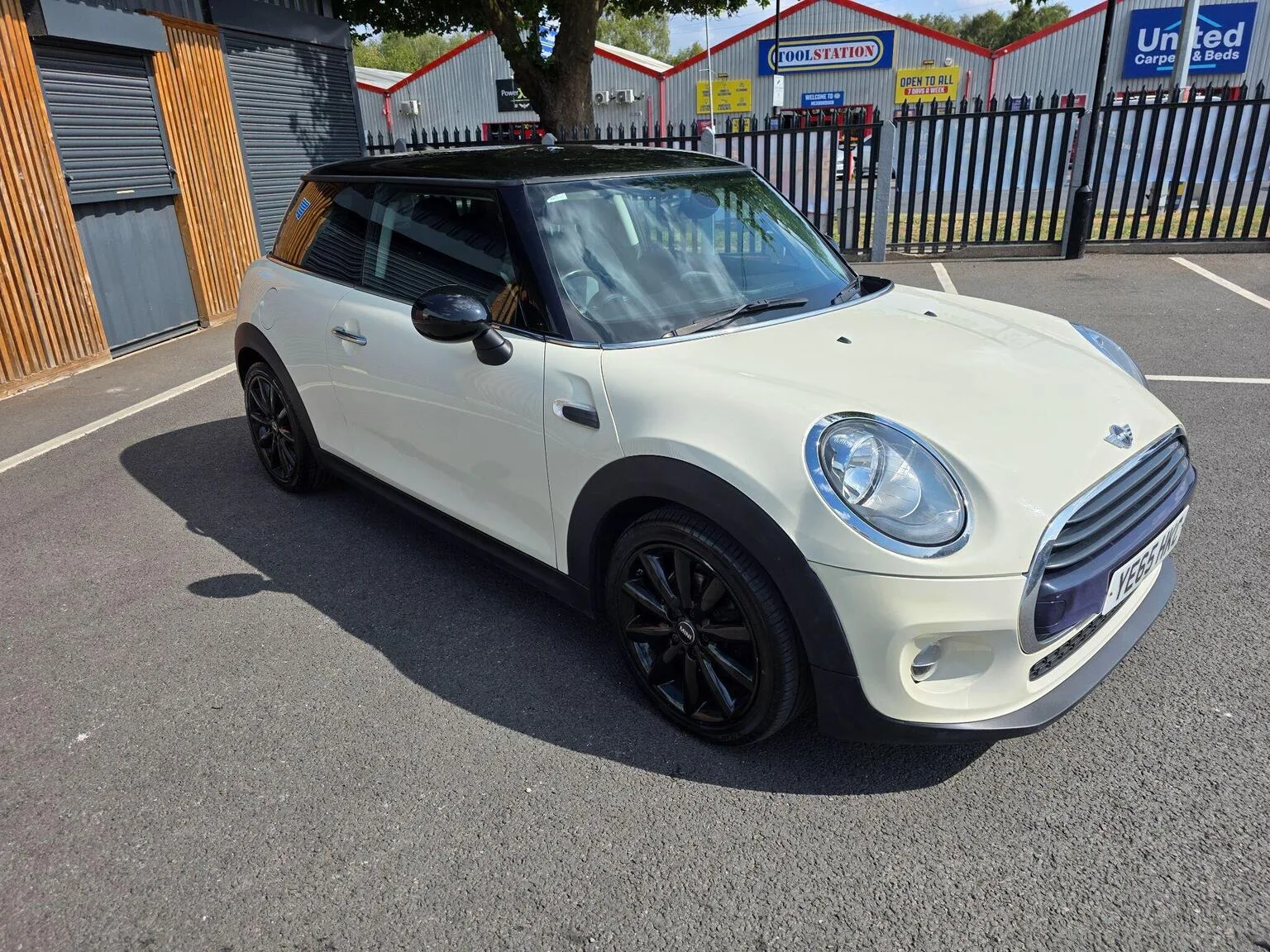 2015 MINI Hatch 1.5 Cooper Euro 6 (s/s) 3dr