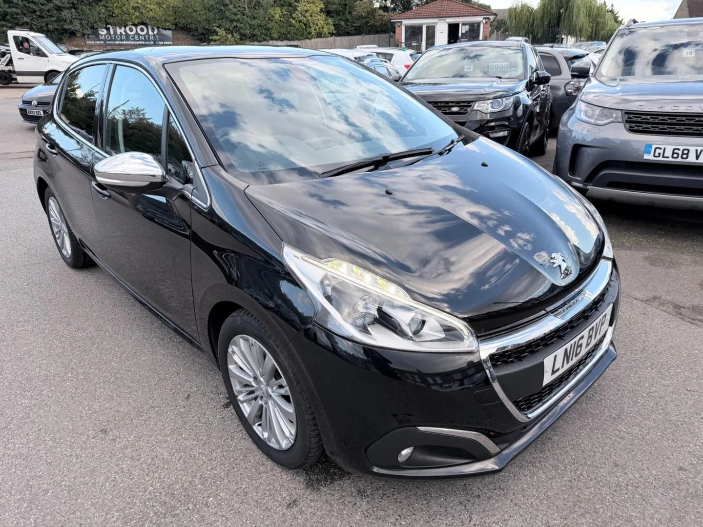 2016 Peugeot 208 1.2 PureTech Allure Euro 6 5dr