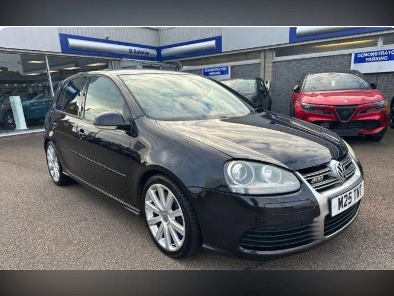 2008 Volkswagen Golf 3.2 V6 R32 Hatchback 5dr Petrol Manual 4Motion (257 g/km, 247 bhp) 15 SERVICES APPRECIATING MODERN CLASSIC