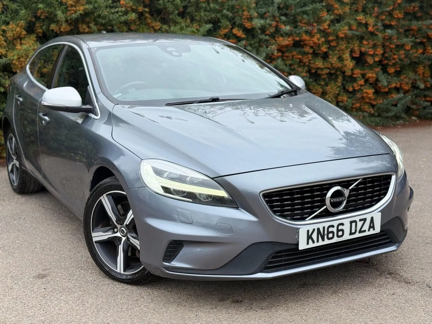 2016 Volvo V40 2.0 D4 R-Design Euro 6 (s/s) 5dr
