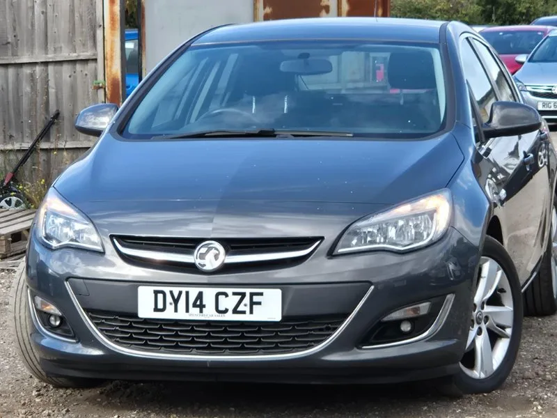 2014 Vauxhall Astra 1.4T 16v SRi Euro 5 5dr