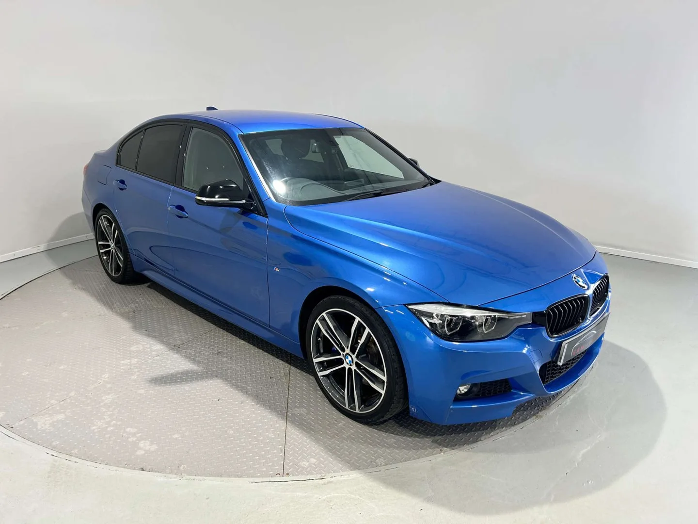 2018 BMW 3 Series 2.0 320d M Sport Shadow Edition 4dr