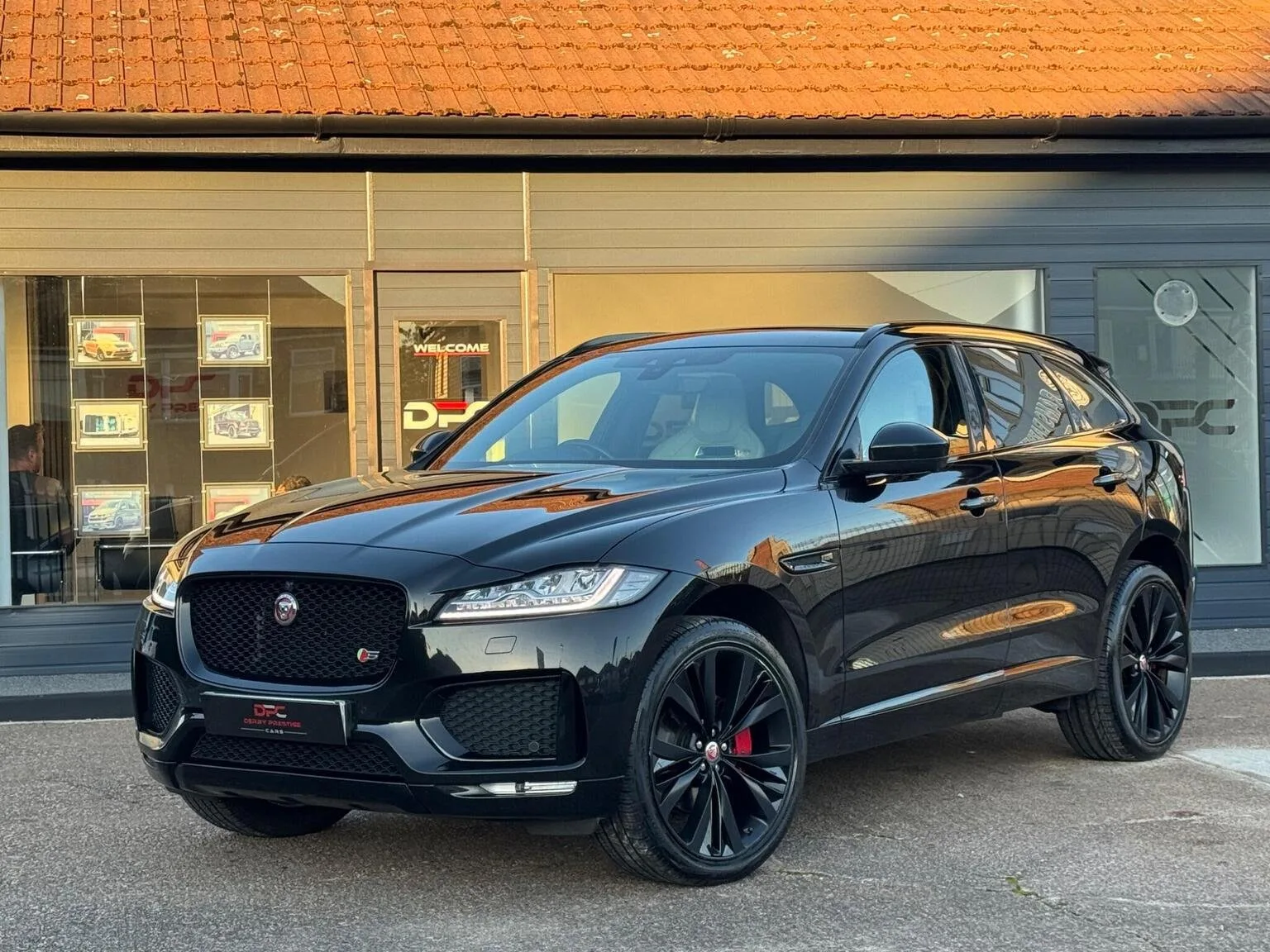2019 Jaguar F-Pace 3.0 D300 V6 S Auto AWD Euro 6 (s/s) 5dr