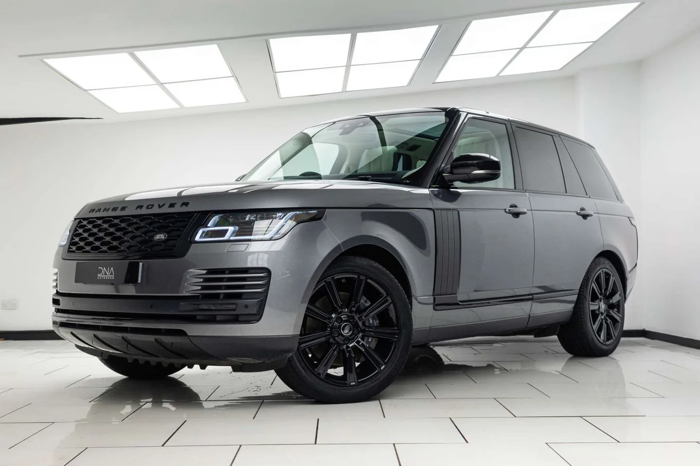 2020 Land Rover Range Rover 2.0 Range Rover Vogue P400e Auto 4WD 5dr