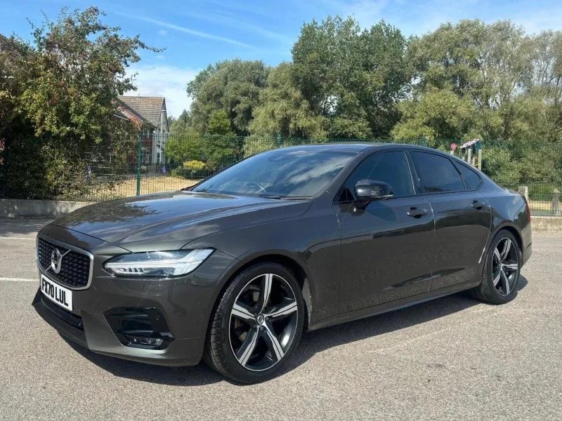 2020 Volvo S90 2.0 T4 R-Design Plus Auto Euro 6 (s/s) 4dr