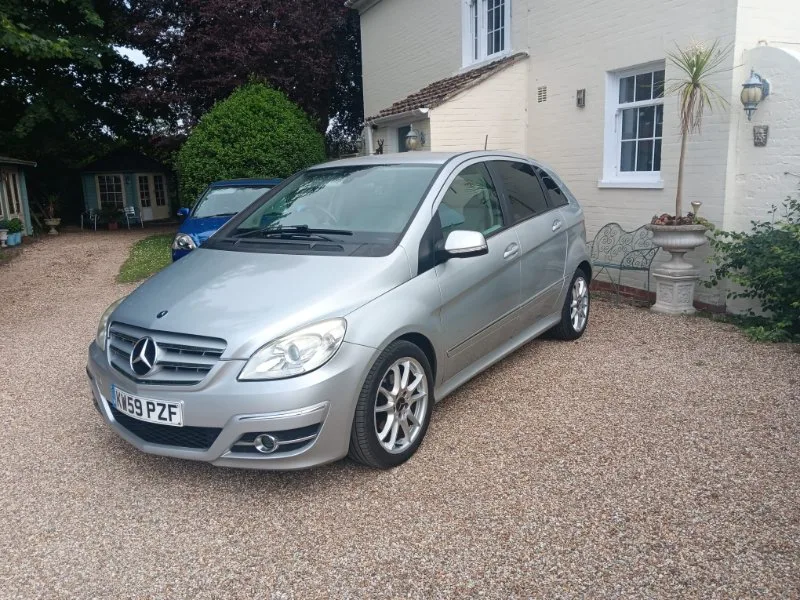 2010 Mercedes-Benz B Class 2.0 B200 CDI Sport MPV 5dr Diesel CVT (164 g/km, 140 bhp) DEPOSIT TAKEN
