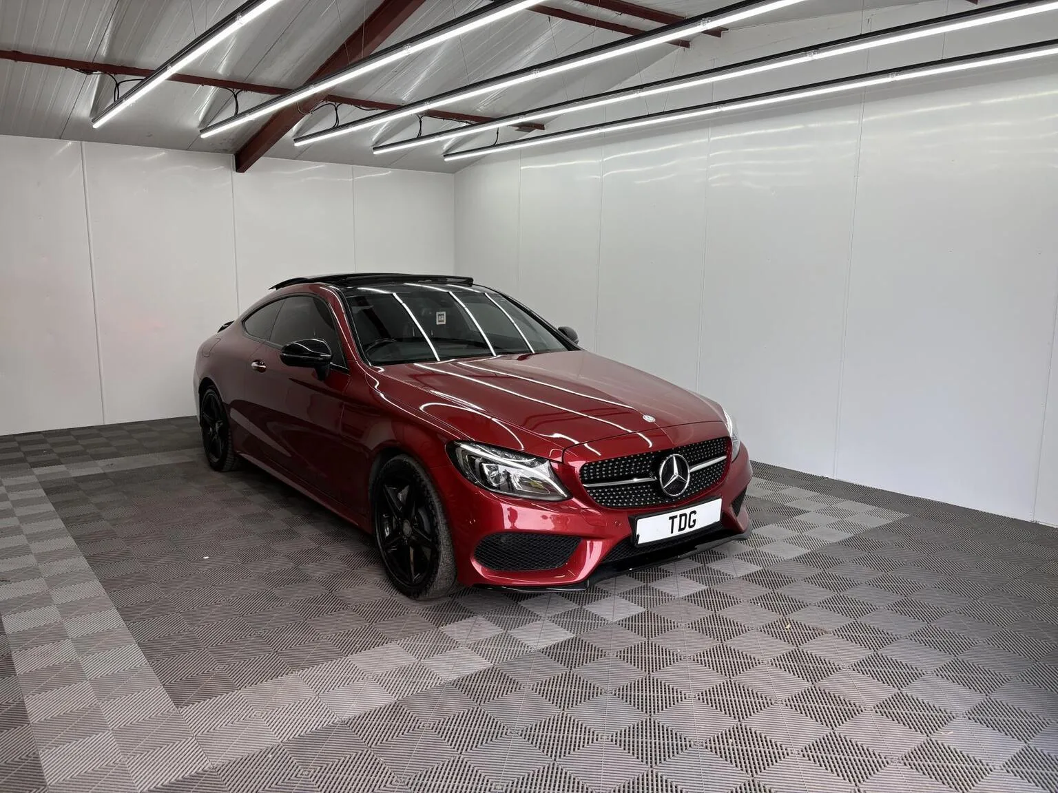 2016 Mercedes-Benz C Class 2.1 C250d AMG Line (Premium) G-Tronic+ Euro 6 (s/s) 2dr