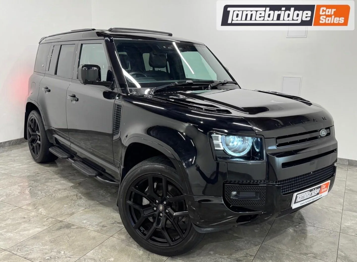 2024 Land Rover Defender 3.0 D300 MHEV X-Dynamic HSE SUV 5dr Diesel Auto 4WD Euro 6 (s/s) (300 ps)