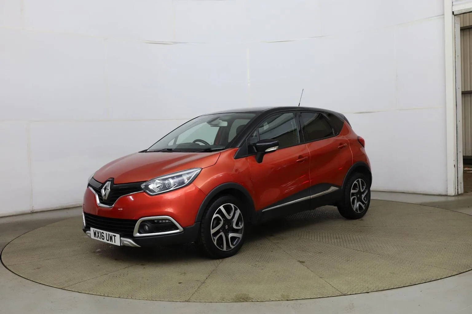 2016 Renault Captur 1.5 dCi ENERGY Signature Nav Auto Euro 6 (s/s) 5dr