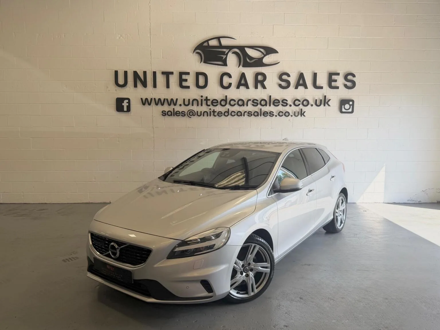 2018 Volvo V40 1.5 T2 R-Design Pro Auto Euro 6 (s/s) 5dr