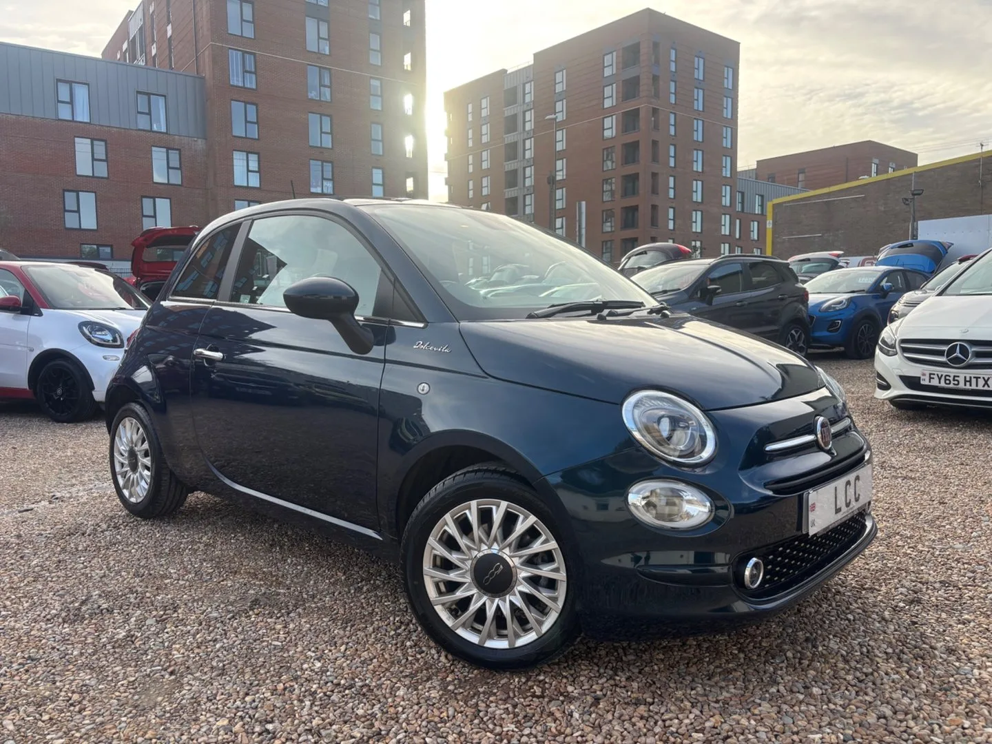 2022 Fiat 500 DOLCEVITA.. HYBRID.. 2 SERVICES..1 PREVIOUS KEEPER..HALF LEATHER..STUNNING