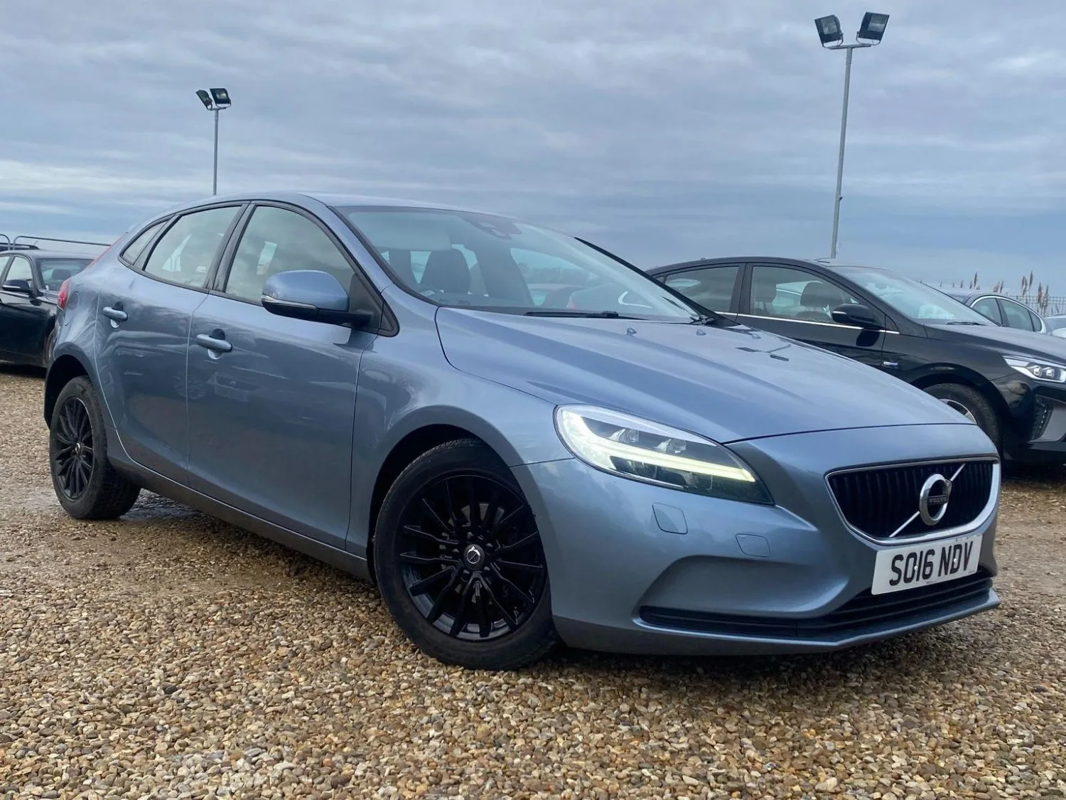 2016 Volvo V40 2.0 D2 Momentum Euro 6 (s/s) 5dr
