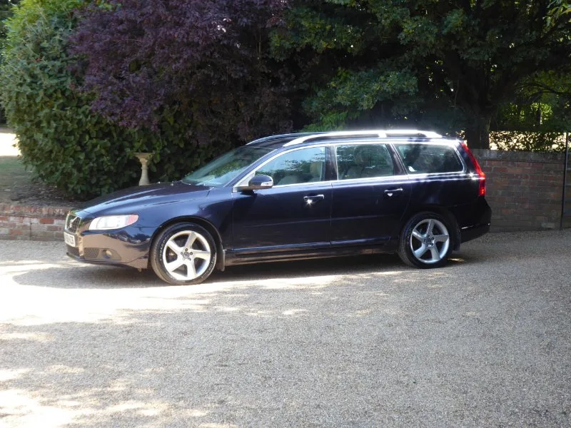2008 Volvo V70 2.4 D5 SE Lux RTI Nav Estate 5dr Diesel Geartronic Euro 4 (185 ps)