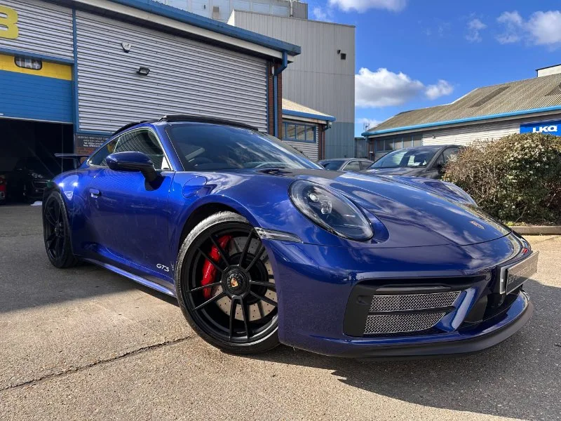 2024 Porsche 911 GTS 2dr PDK