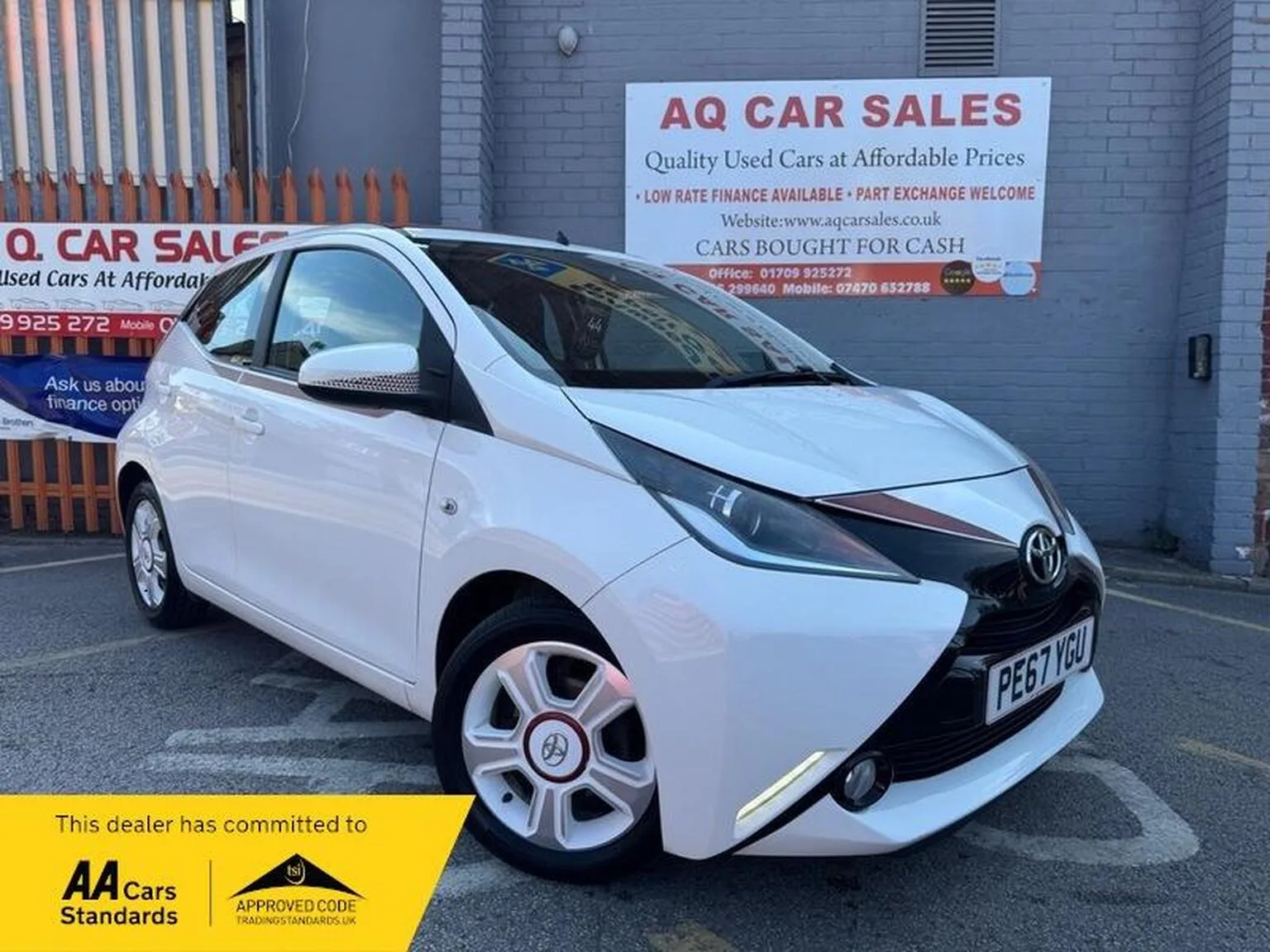 2017 Toyota Aygo 1.0 VVT-i x-claim Funroof Euro 6 5dr