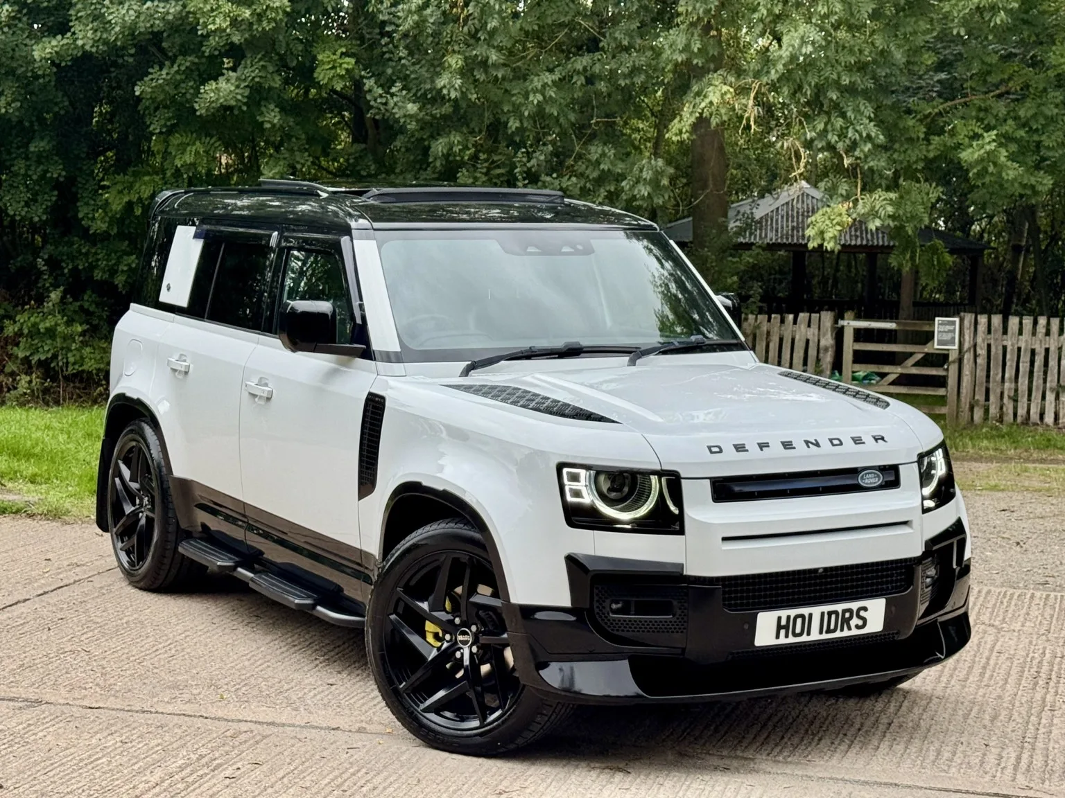 2021 Land Rover Defender 110 3.0 D200 MHEV SE Auto 4WD Euro 6 (s/s) 5dr
