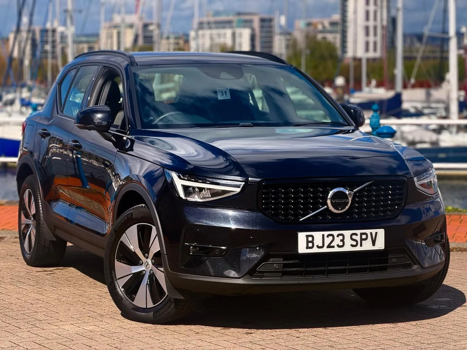 2023 Volvo Xc40 1.5h T4 Recharge 10.7kWh Plus Auto Euro 6 (s/s) 5dr