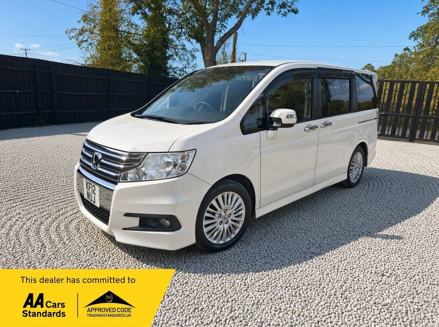 2013 Honda Stepwagon 2.0 SPADA 8 SEATS TOP SPEC