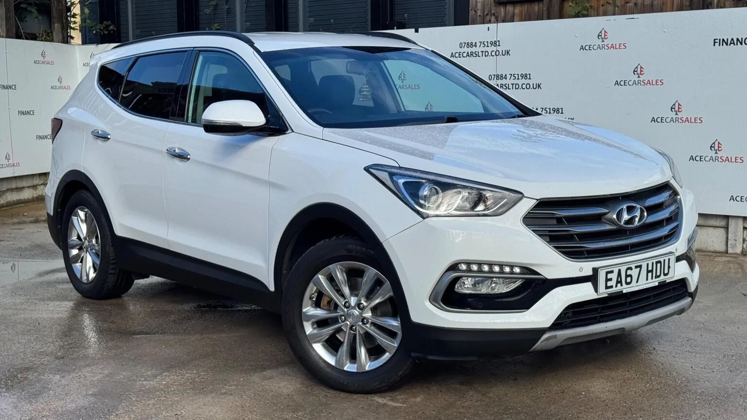 2017 Hyundai Santa Fe 2.2 CRDi Blue Drive Premium Auto 4WD Euro 6 (s/s) 5dr (7 Seat)
