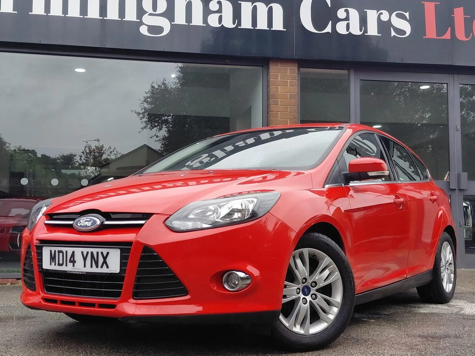 2014 Ford Focus 1.0T EcoBoost Zetec Navigator Euro 5 (s/s) 5dr