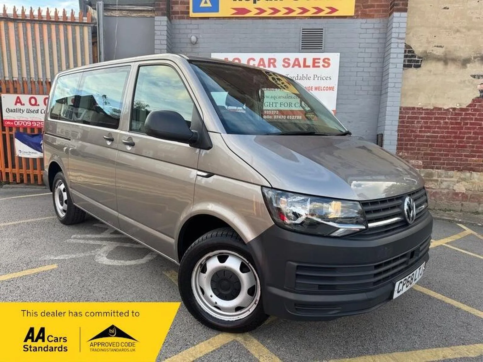 2018 Volkswagen Transporter Shuttle 2.0 TDI BlueMotion Tech S FWD SWB Euro 6 (s/s) 5dr