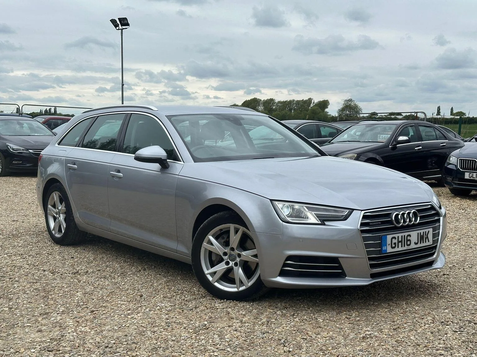 2016 Audi A4 Avant 2.0 TDI Sport S Tronic quattro Euro 6 (s/s) 5dr