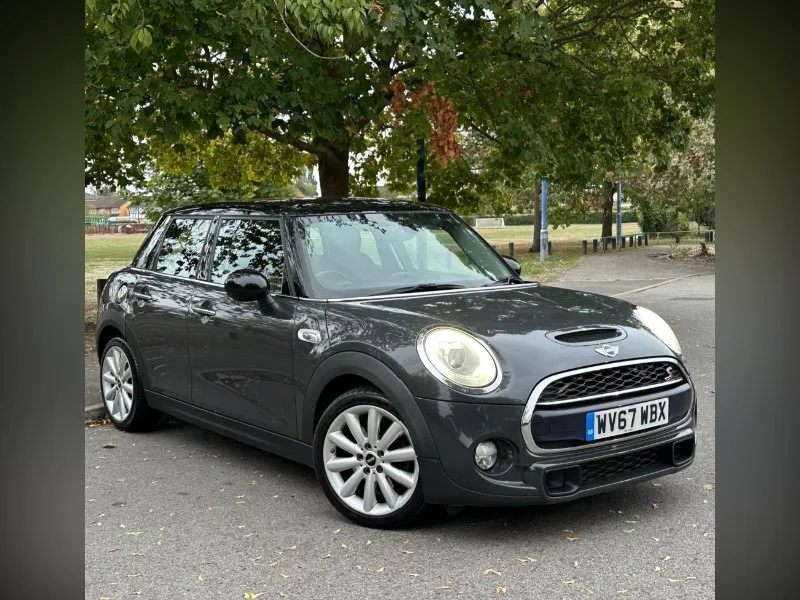 2017 MINI Hatch 2.0 Cooper SD Auto 6Spd Euro 6 (s/s) 5dr