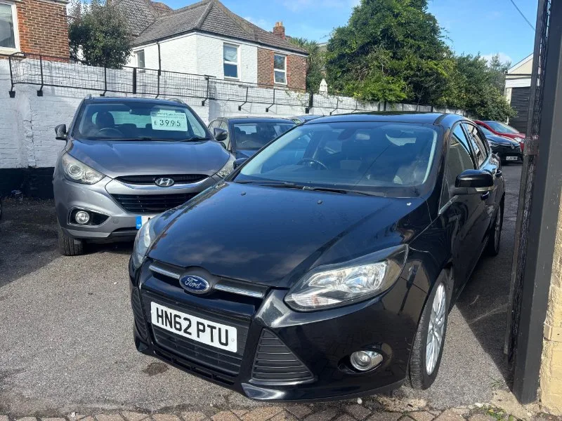 2012 Ford Focus 1.6 TDCi Zetec Hatchback 5dr Diesel Manual Euro 5 (s/s) (115 ps)