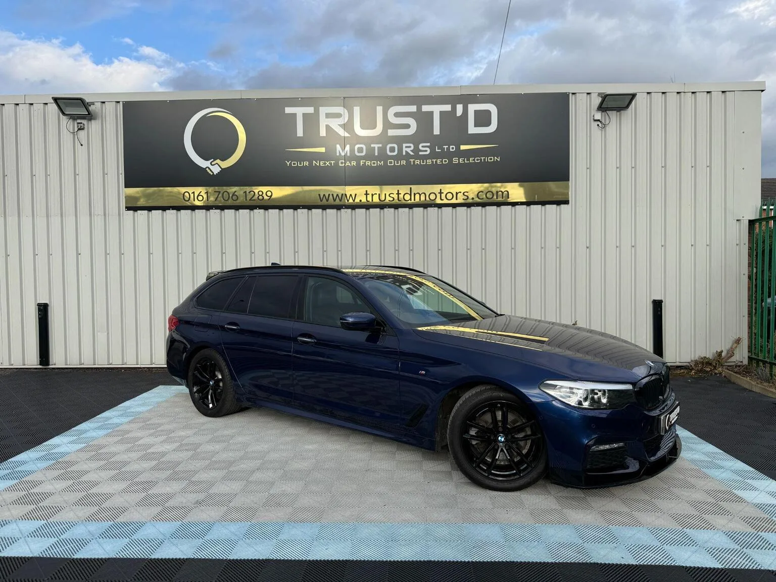 2017 BMW 5 Series 2.0 520d M Sport Touring Auto Euro 6 (s/s) 5dr